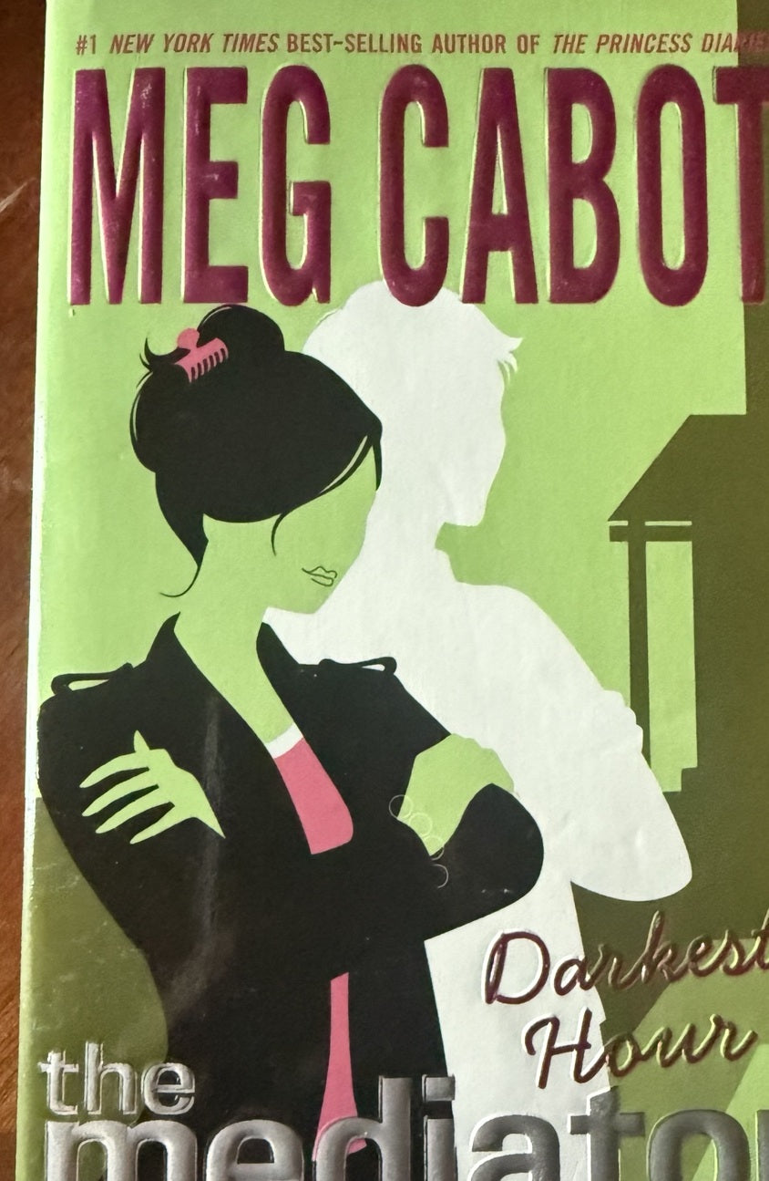 Front cover of The Darkest Hour by Meg Cabot, Book 4 in The Mediator series.
